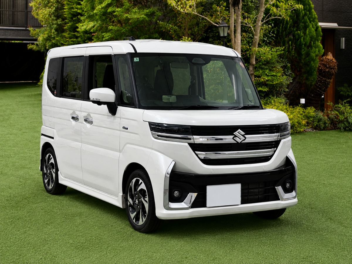 Suzuki Spacia Custom XS